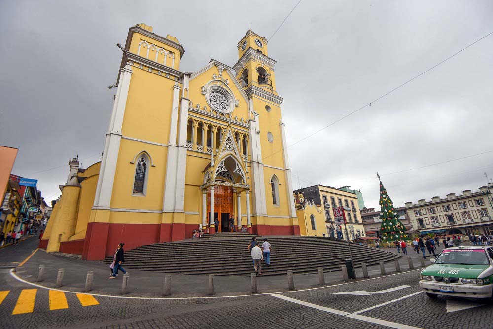 Para celebrar la Navidad y el año nuevo habrá misas en Catedral de Xalapa -  Noticias Desde Veracruz