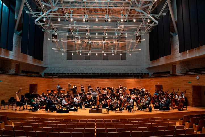 La OSX en sesión de ensayo para la Gala de Ópera